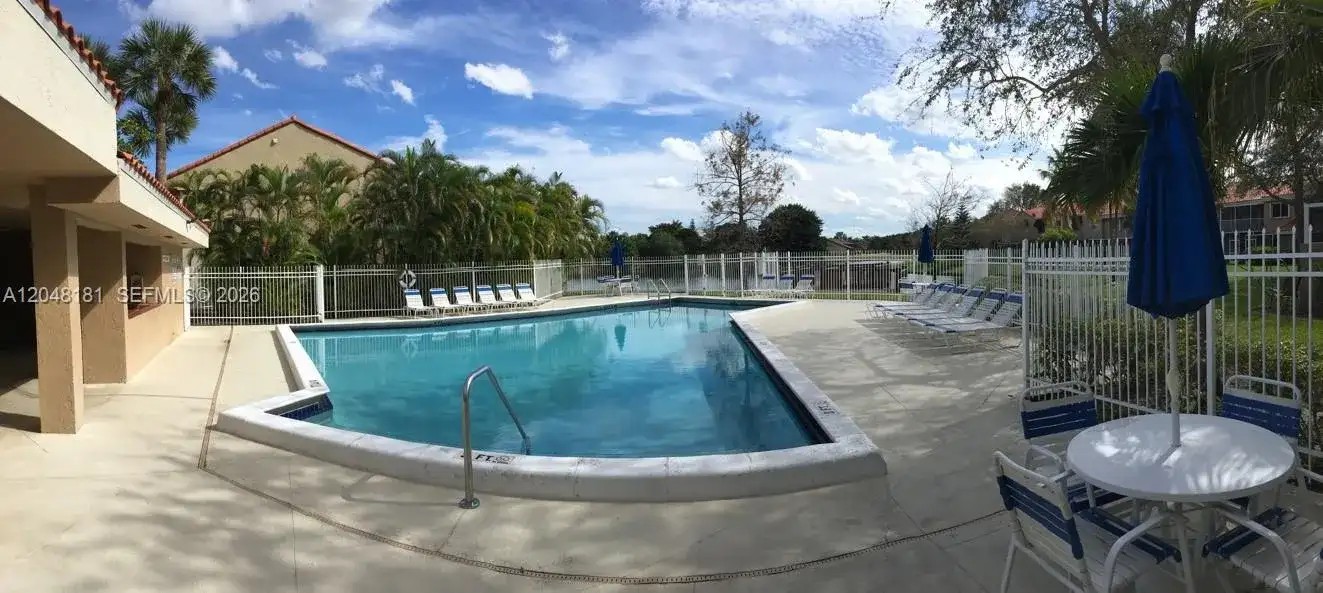 7885 NW 7th Ct # 406, Plantation FL 33324 photo 2
