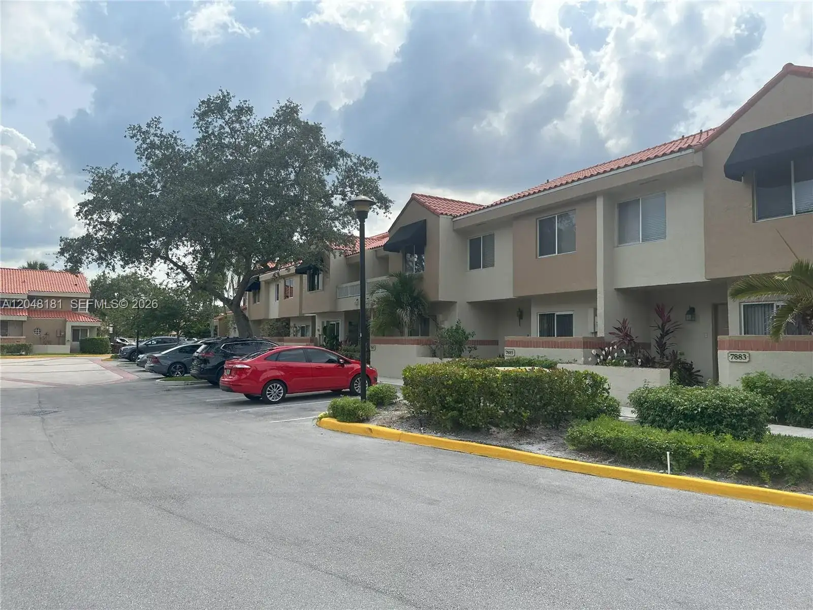 7885 NW 7th Ct # 406, Plantation FL 33324 photo 3