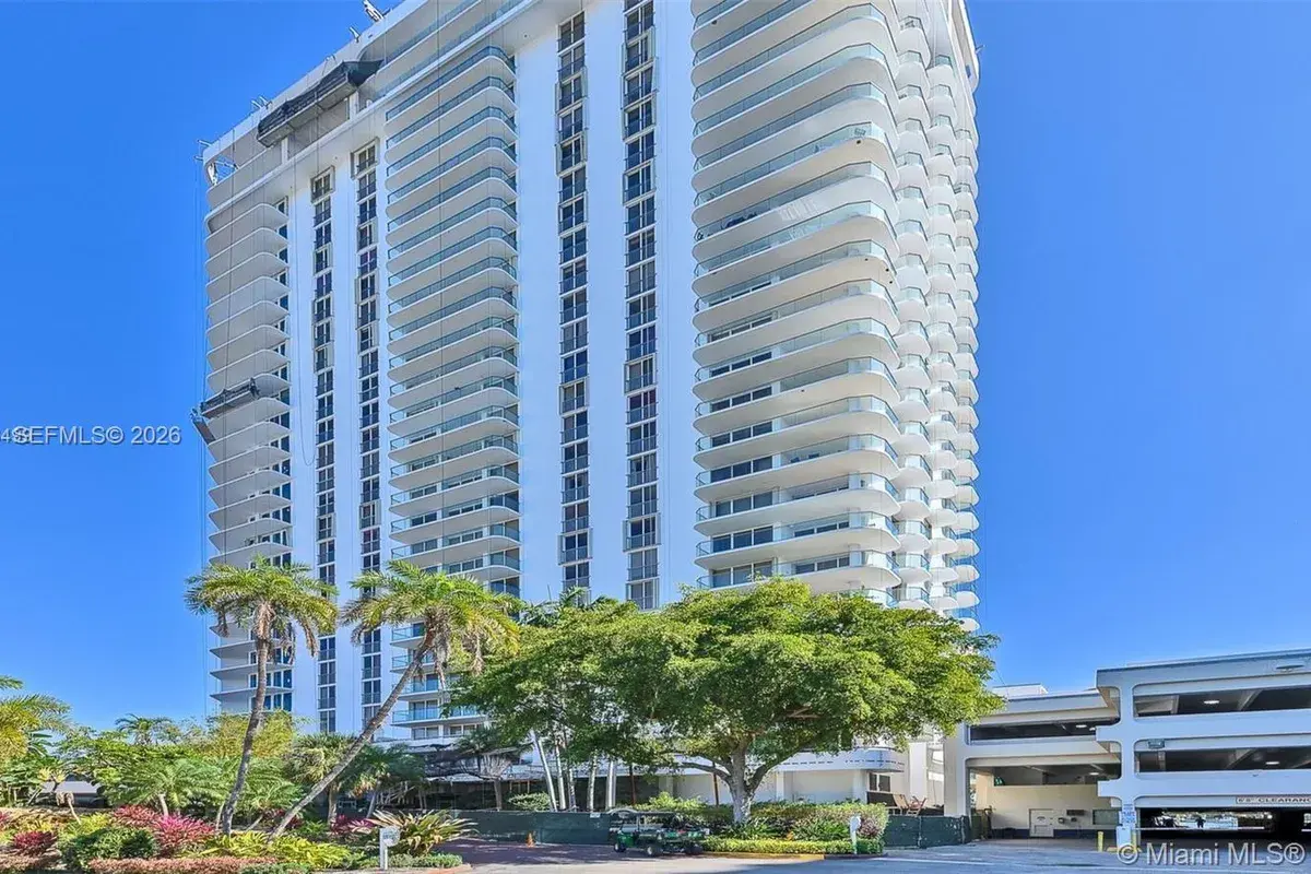19707 Turnberry Way # 16C, Aventura FL 33180