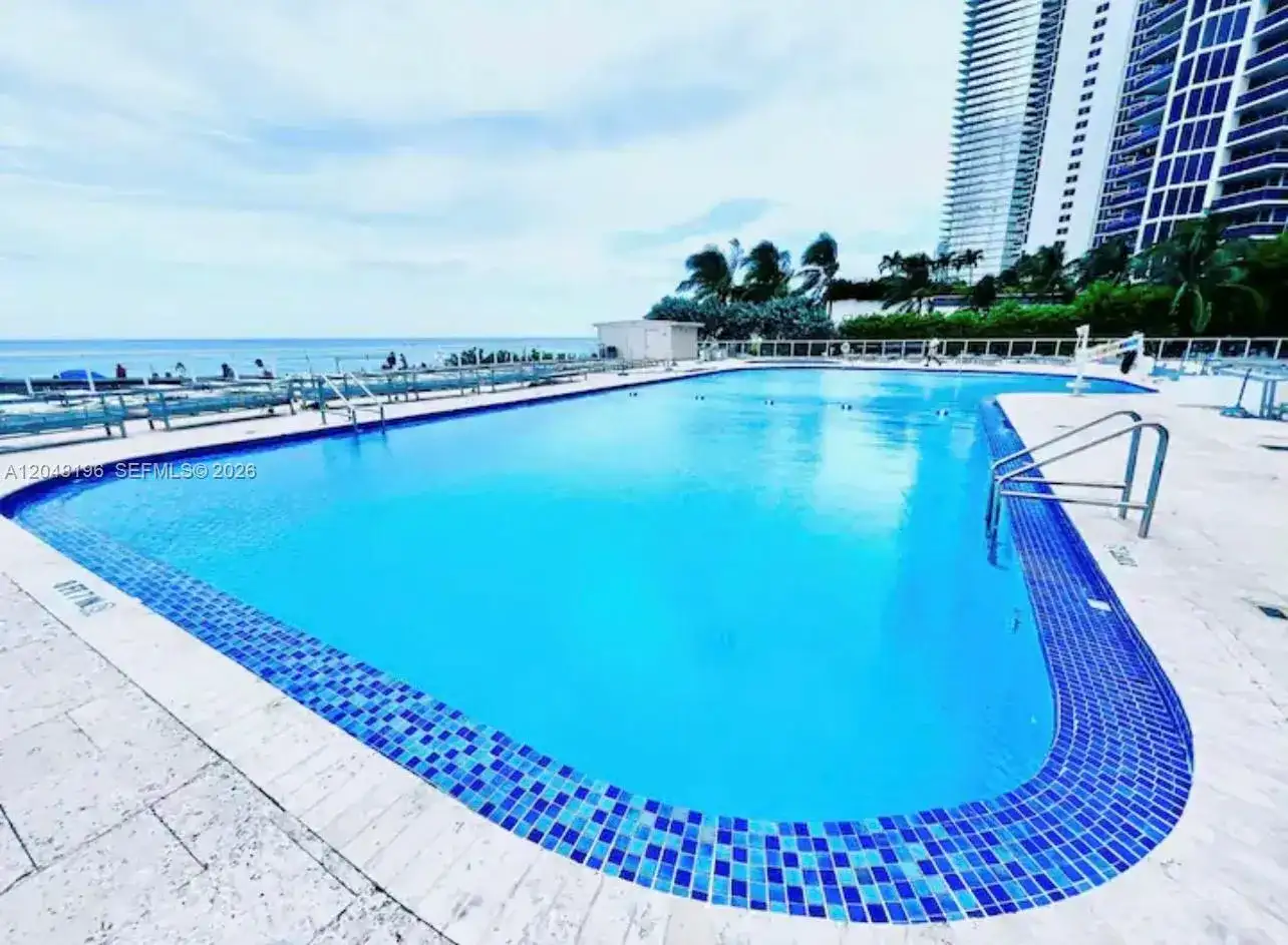 19201 Collins Ave # 545, Sunny Isles Beach FL 33160 photo 5