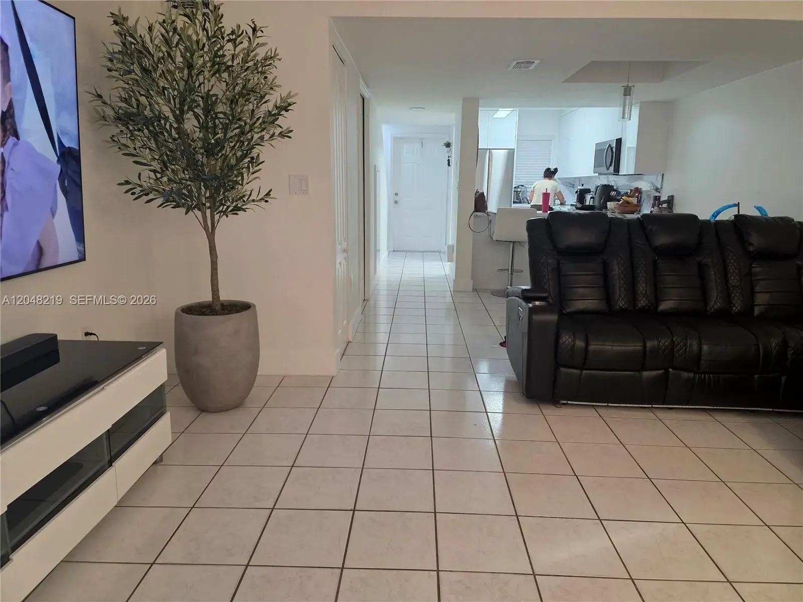 523 W 68th St # 5, Hialeah FL 33014