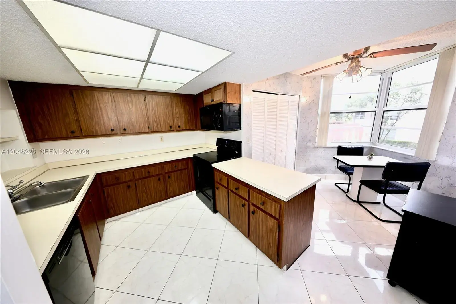 1831 Sabal Palm Dr # 208, Davie FL 33324