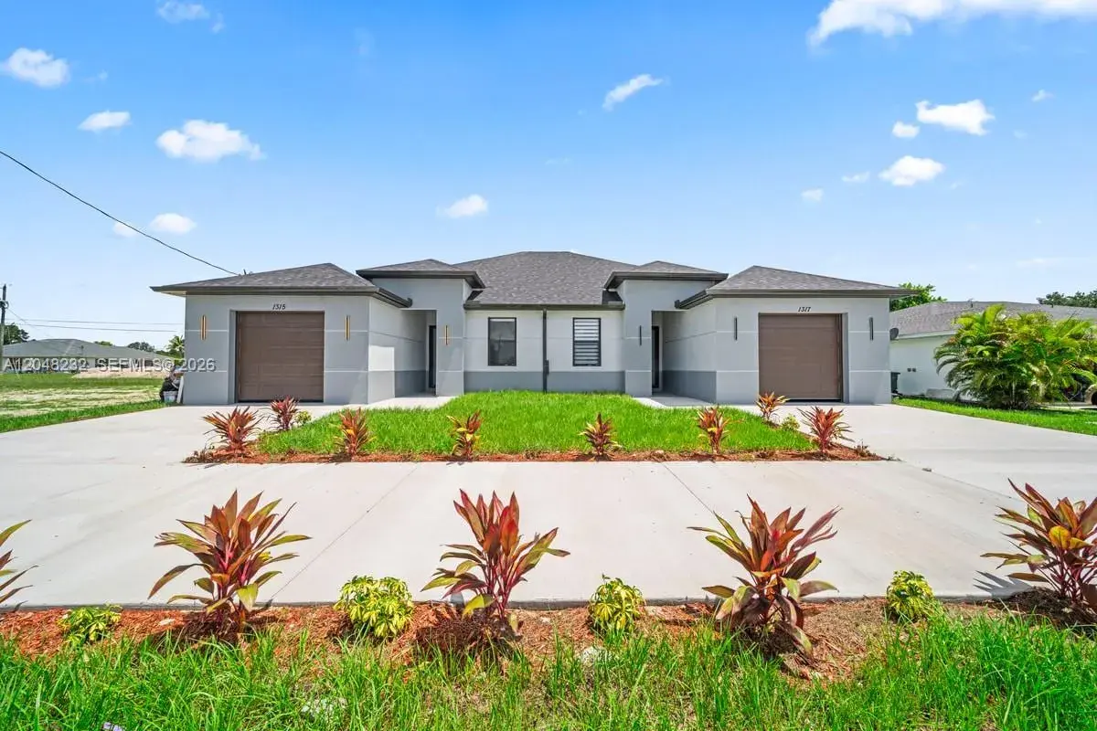 1315/1317 Diplomat Pkwy E, Cape Coral FL 33909