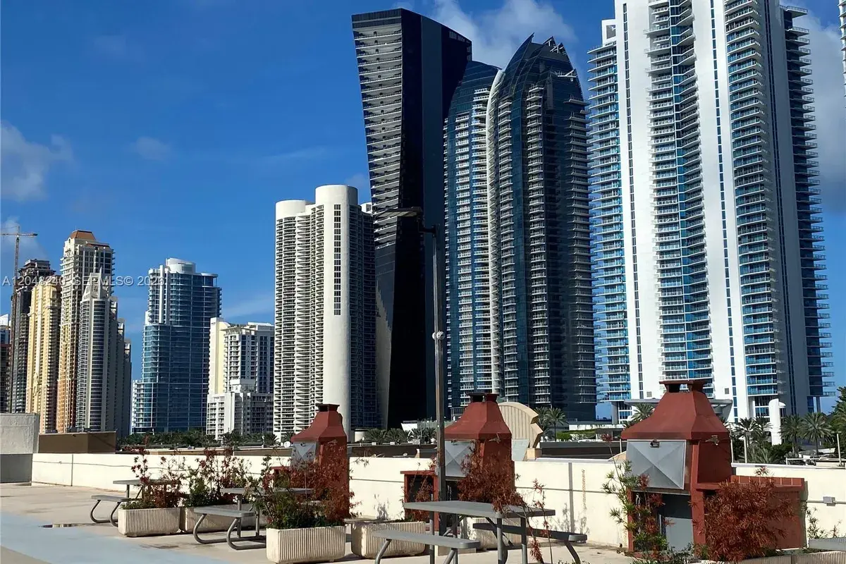 17011 N Bay Rd # 604, Sunny Isles Beach FL 33160