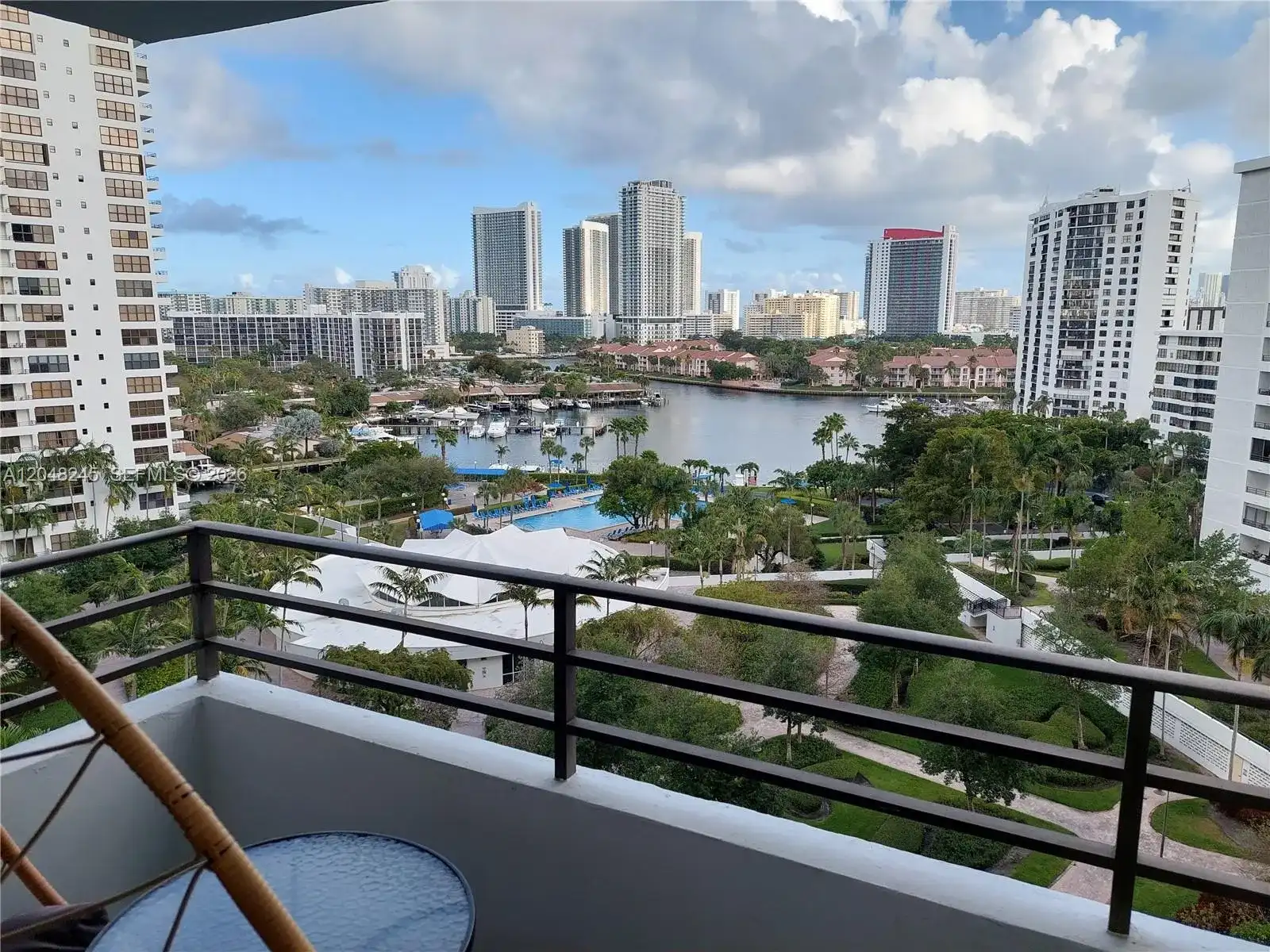 600 SE Three Islands Blvd # 1018, Hallandale Beach FL 33009