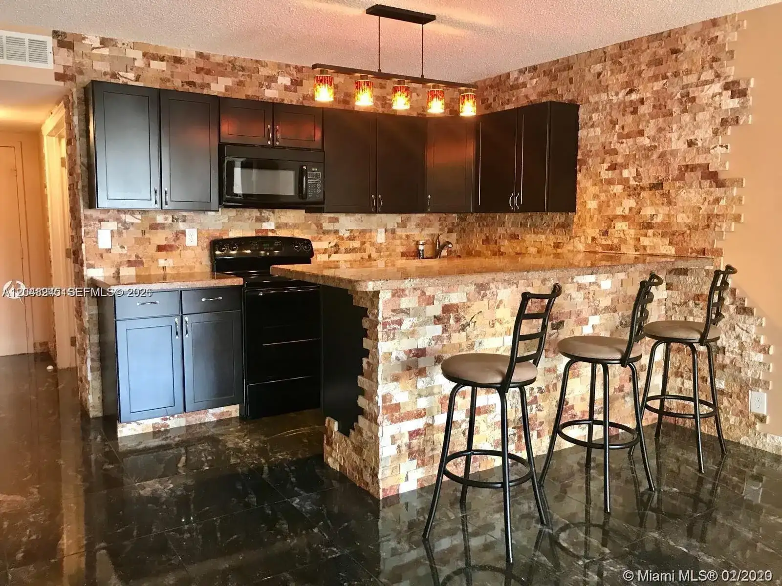 600 SE Three Islands Blvd # 1018, Hallandale Beach FL 33009 photo 3