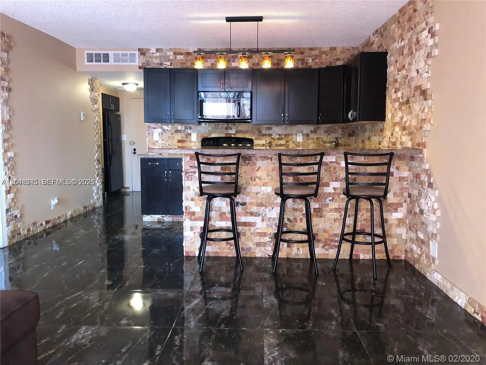 600 SE Three Islands Blvd # 1018, Hallandale Beach FL 33009
