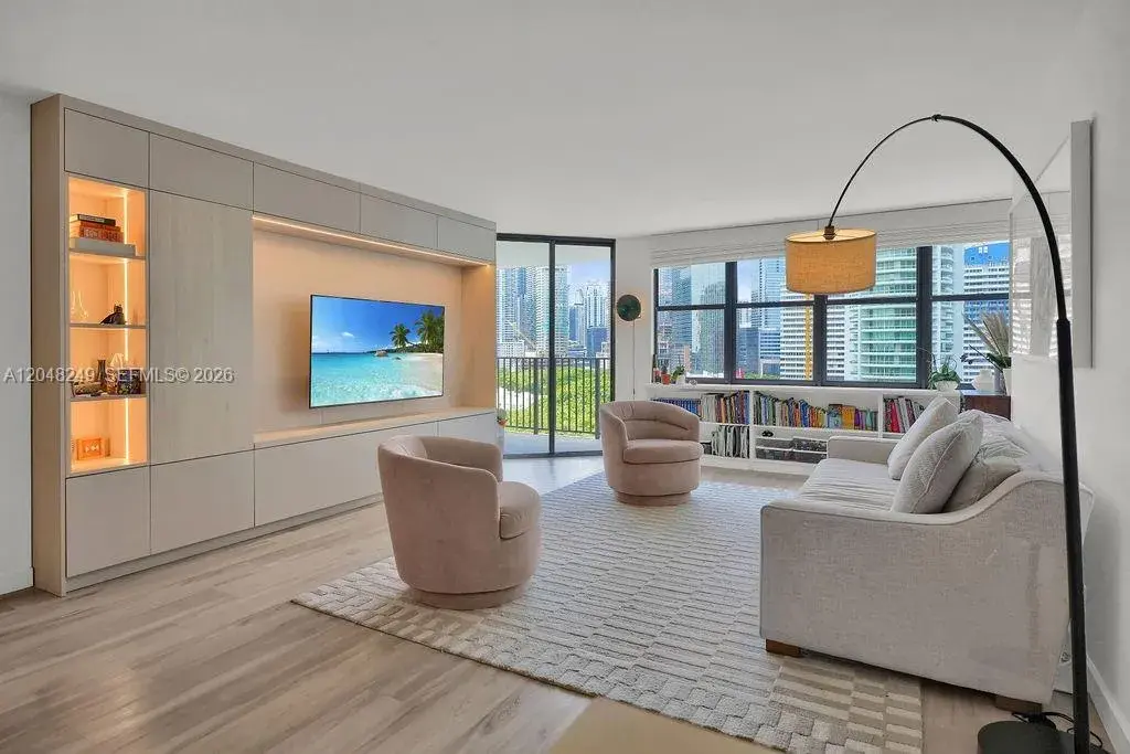 2 bedroom 2 bath for sale at 1901 Brickell Ave # B1512, Miami FL 33129