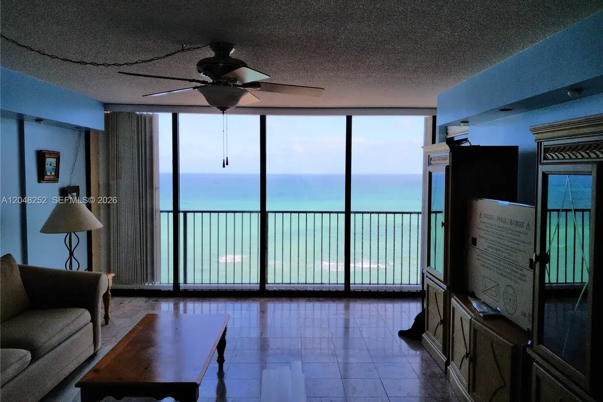 2101 S Ocean Dr # 2001, Hollywood FL 33019