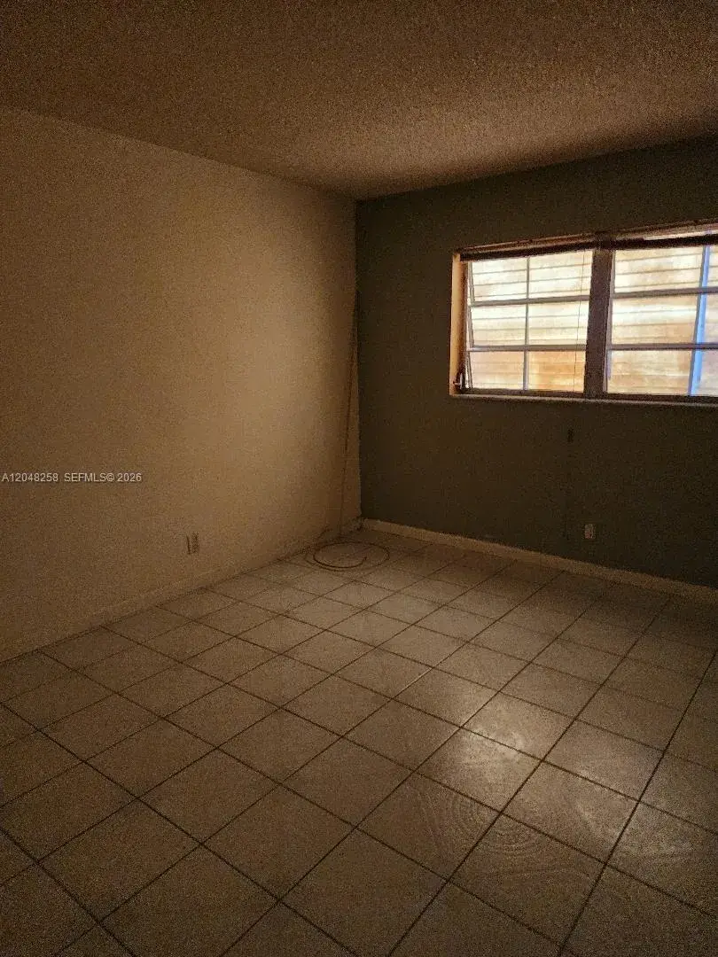 1621 NW 46th Ave # 102, Lauderhill FL 33313
