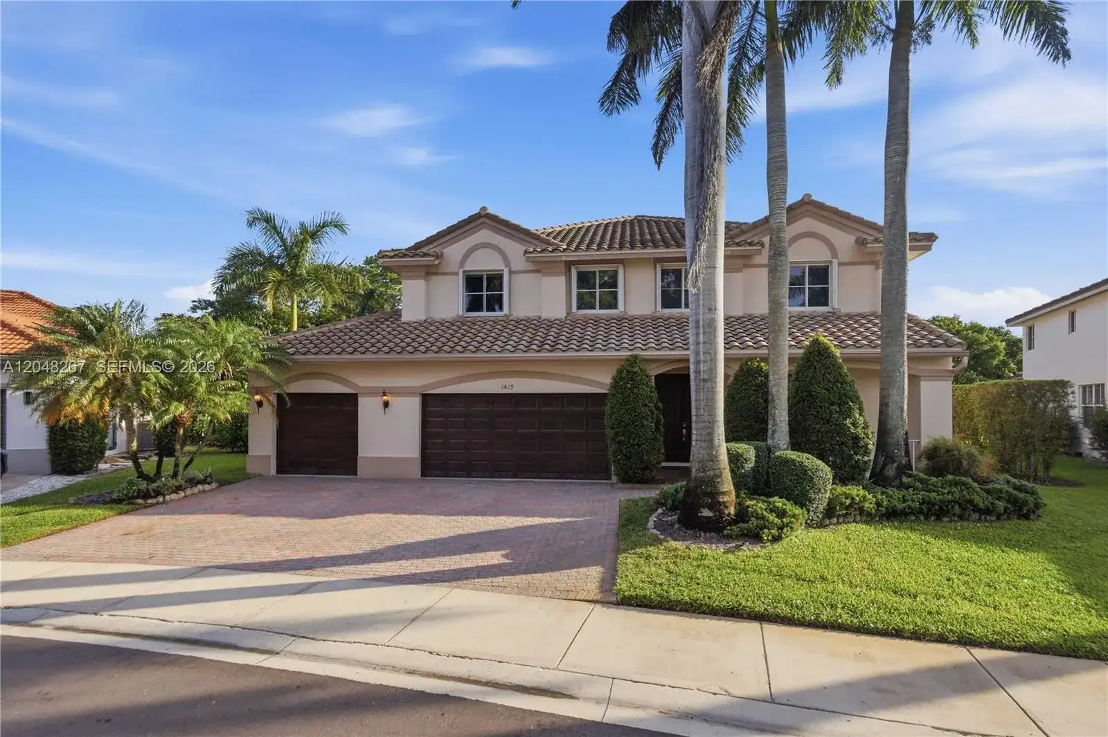 1419 Crossbill Ct, Weston FL 33327