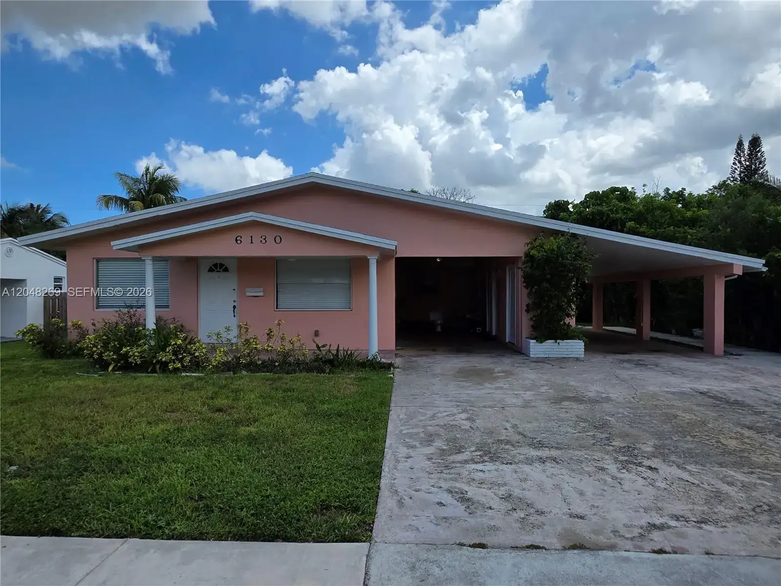 6130 Funston St, Hollywood FL 33023 photo 2
