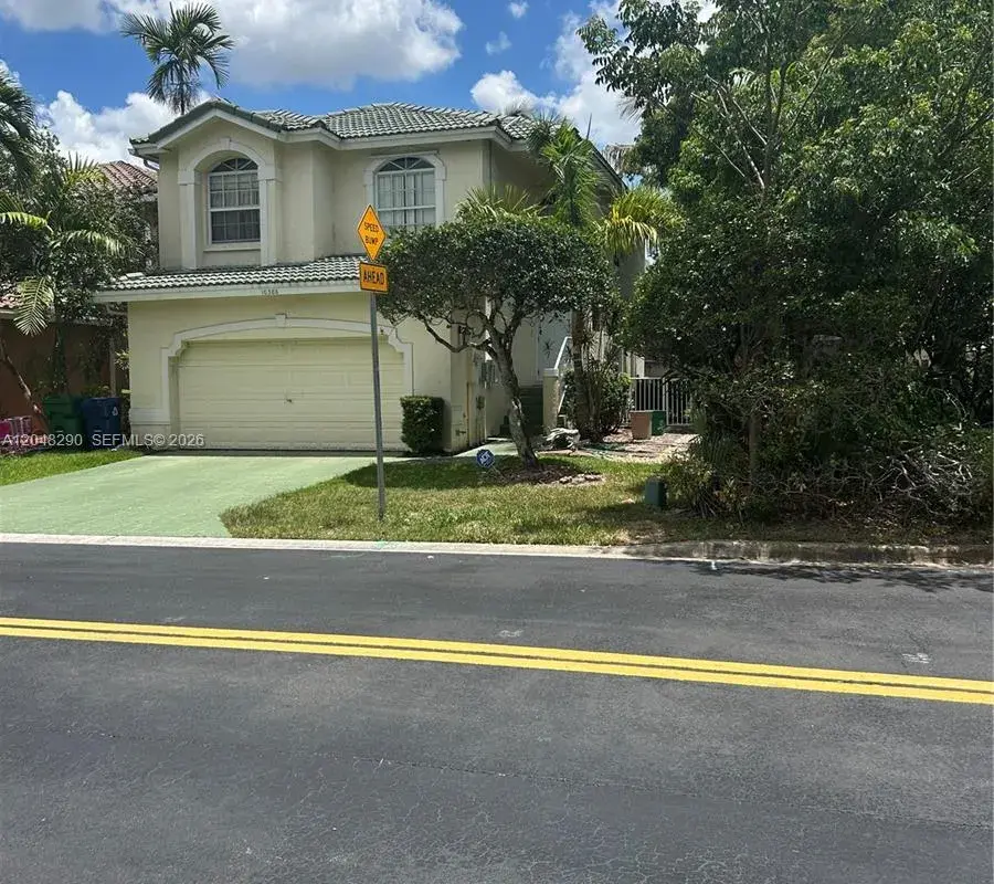 10386 NW 7th St, Coral Springs FL 33071