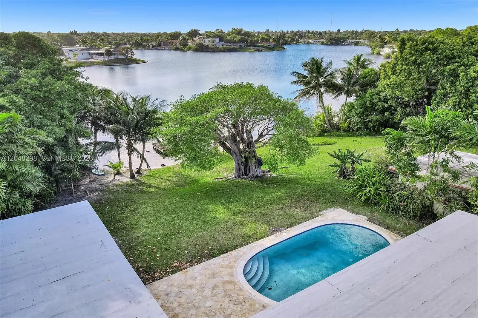 19260 NE 22nd Ave, North Miami Beach FL 33180