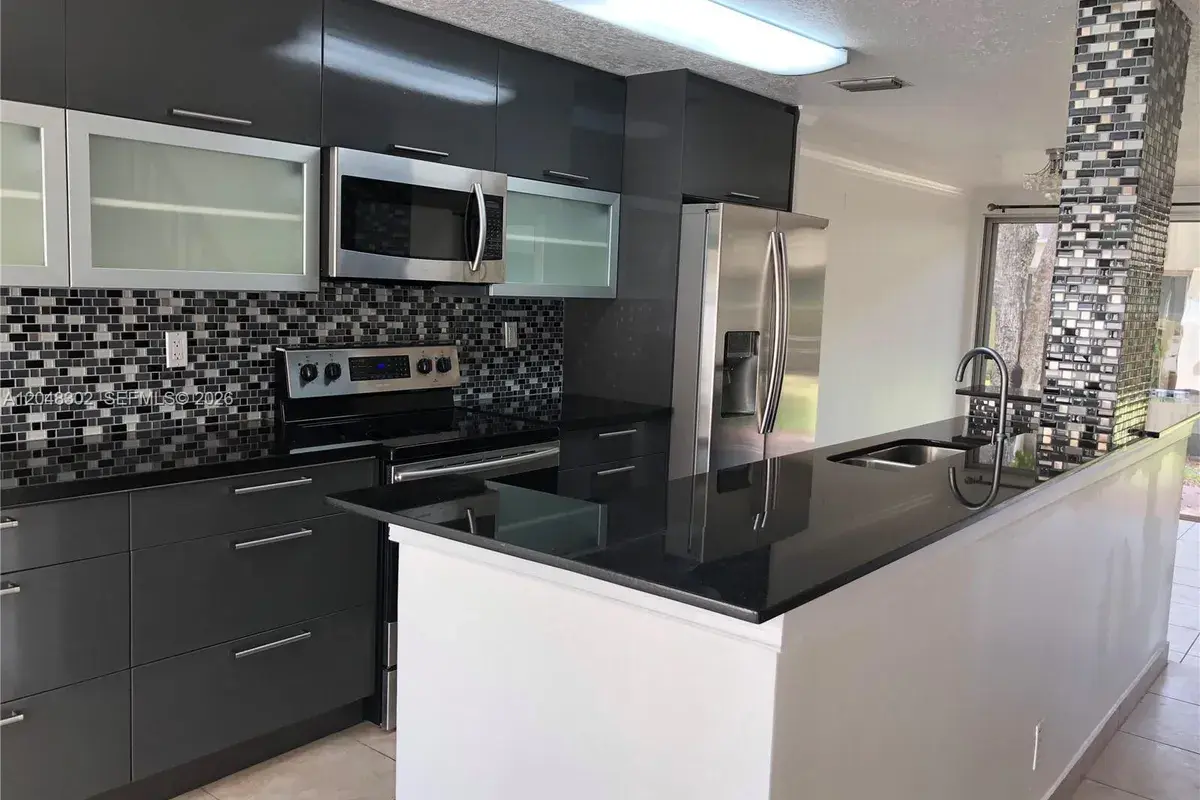 836 NW 82nd Ave # 3, Plantation FL 33324