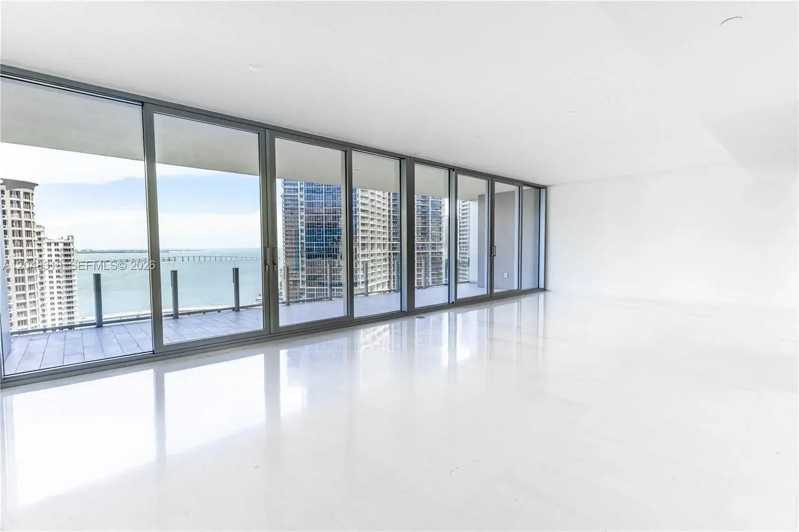 300 Biscayne Blvd Way # 2702, Miami FL 33131 photo 3