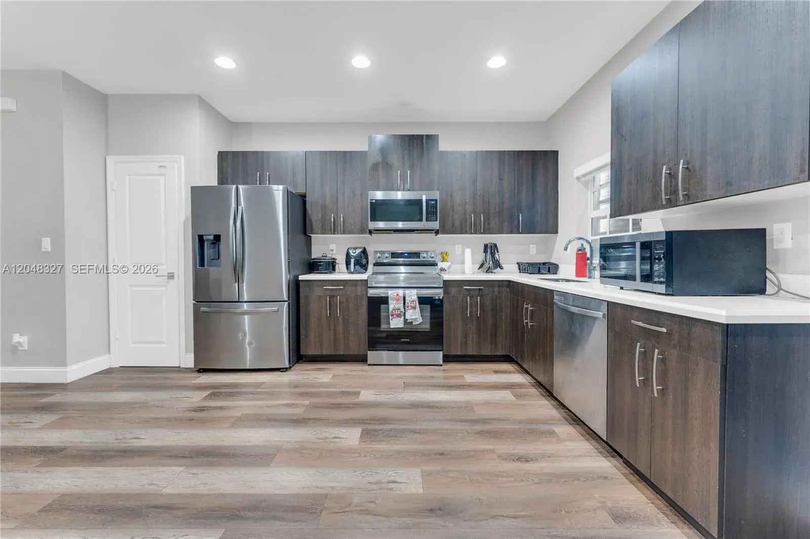 4040 NW 11th St, Lauderhill FL 33313