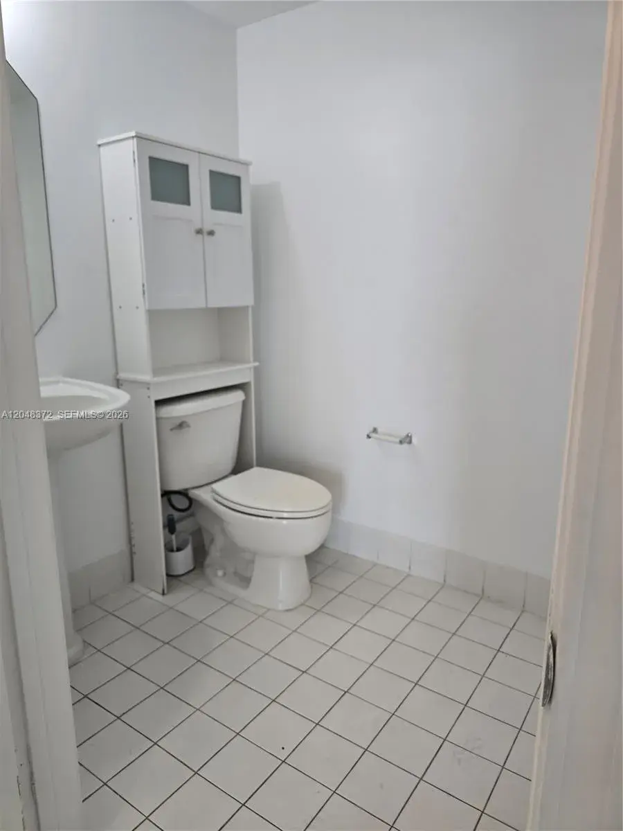 117 NW 42nd Ave # 503, Miami FL 33126