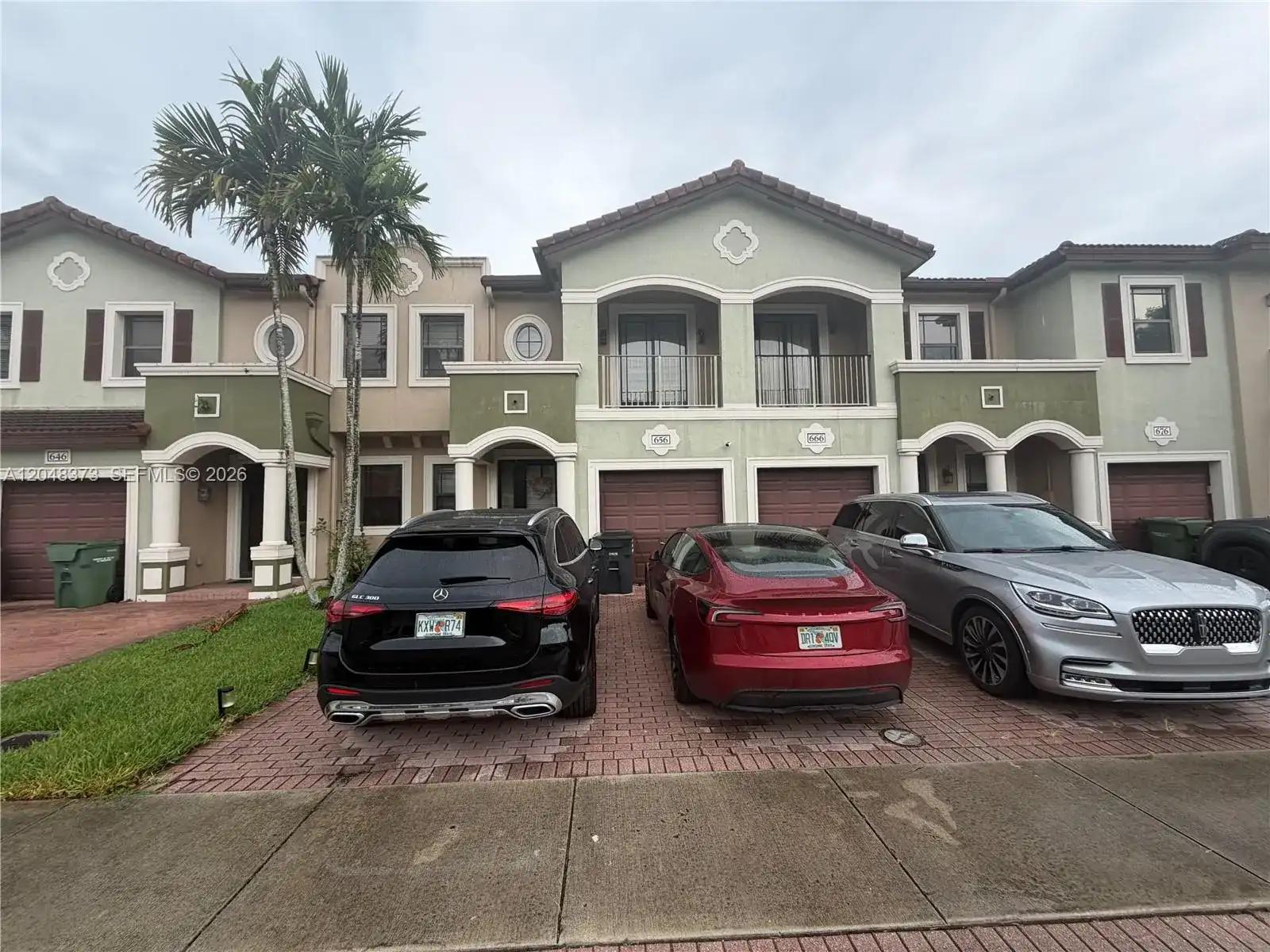666 NE 35th Ave, Homestead FL 33033