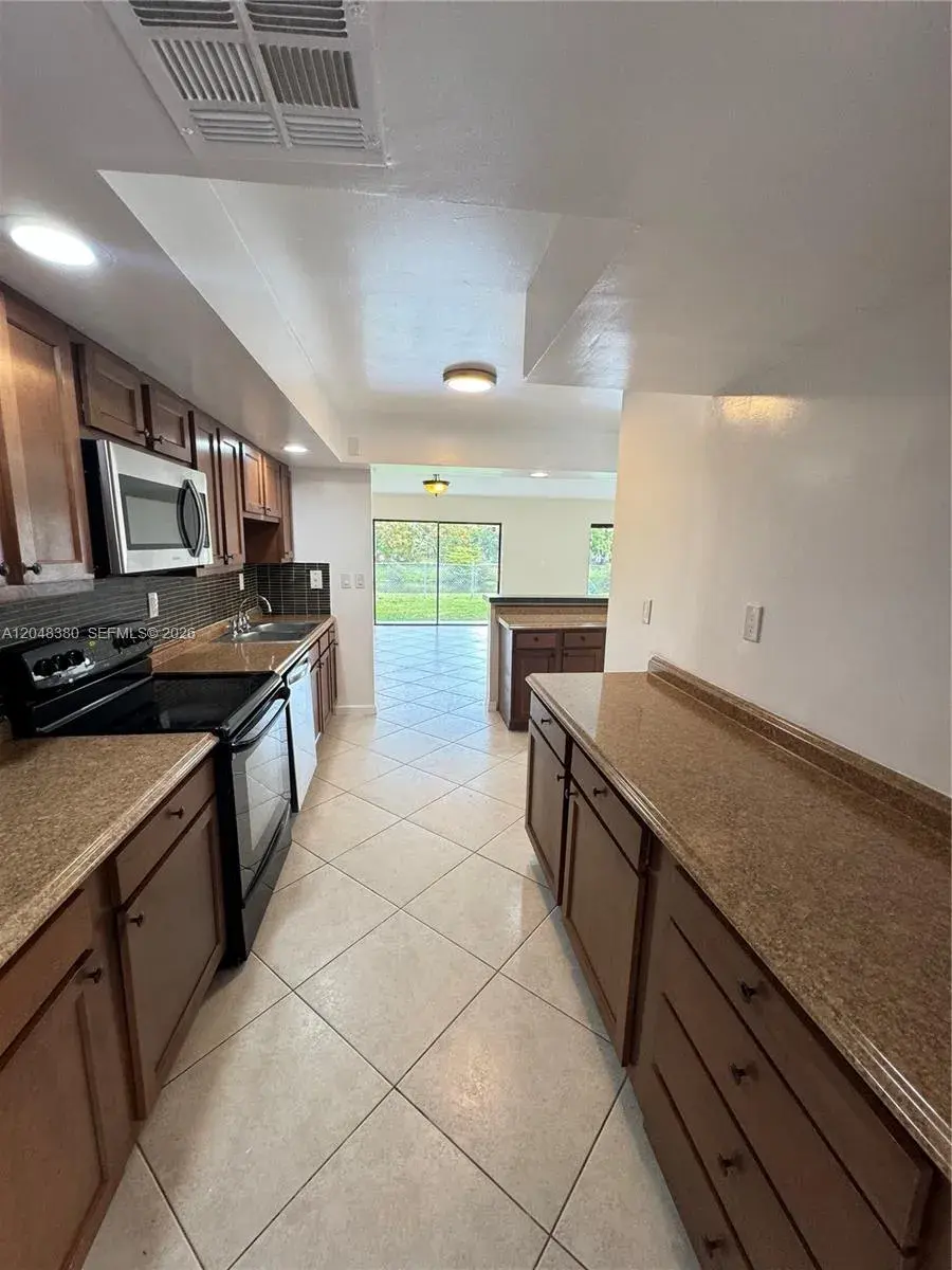 3167 Coral Springs Dr # 123, Coral Springs FL 33065