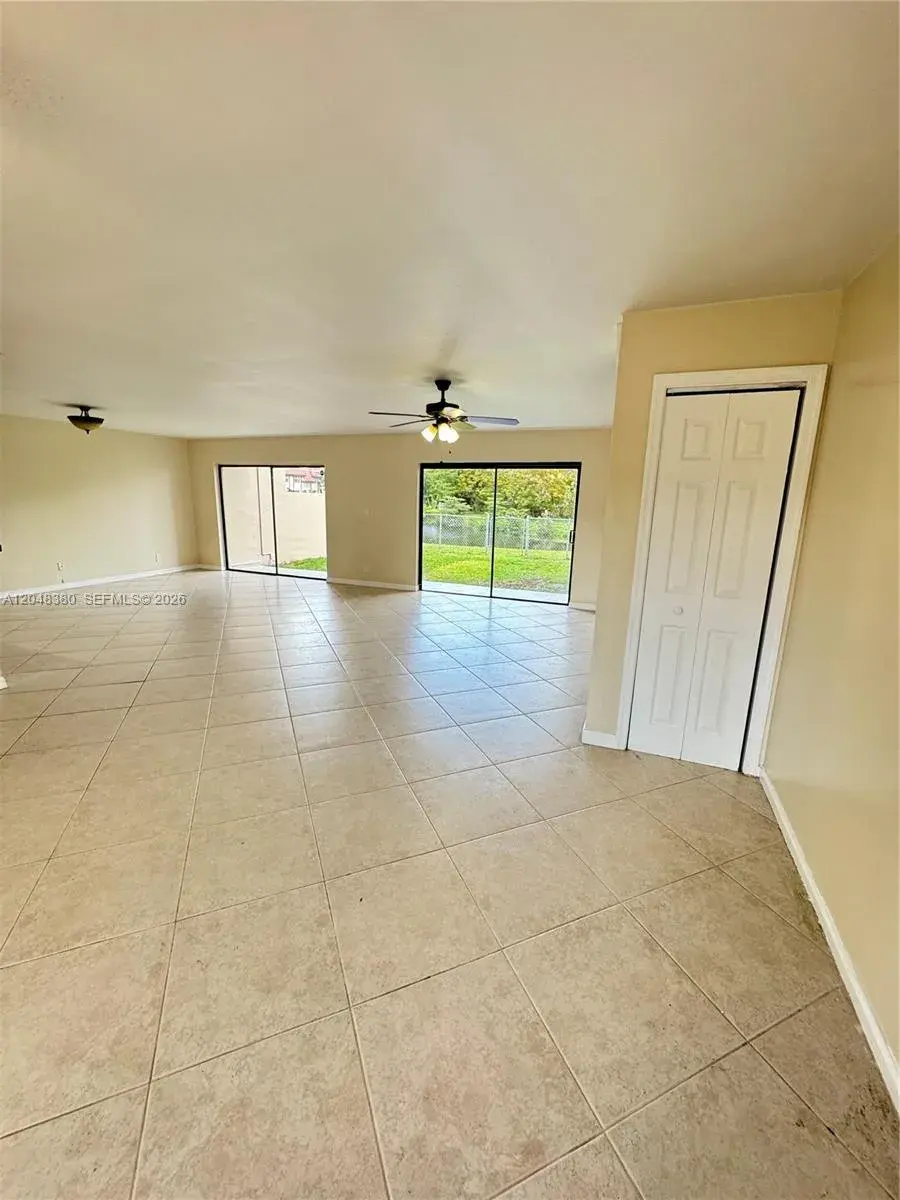 3167 Coral Springs Dr # 123, Coral Springs FL 33065