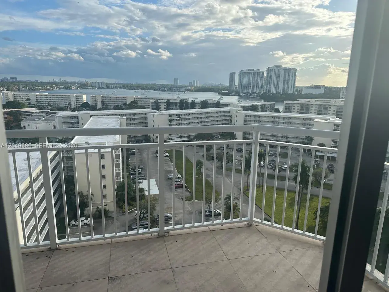 18041 Biscayne Blvd # 1203, Aventura FL 33160