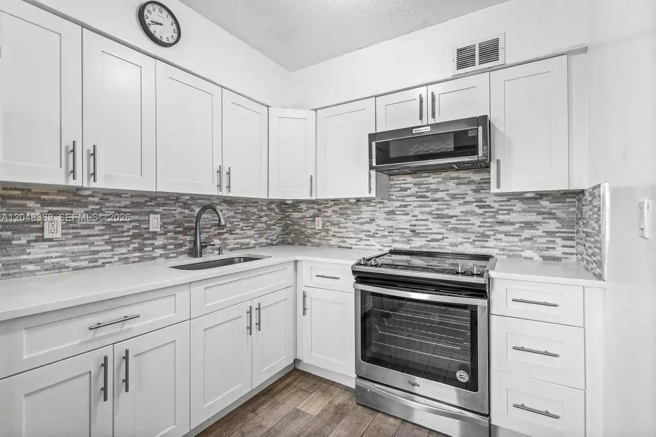 260 NW 19th St # 26, Boca Raton FL 33432