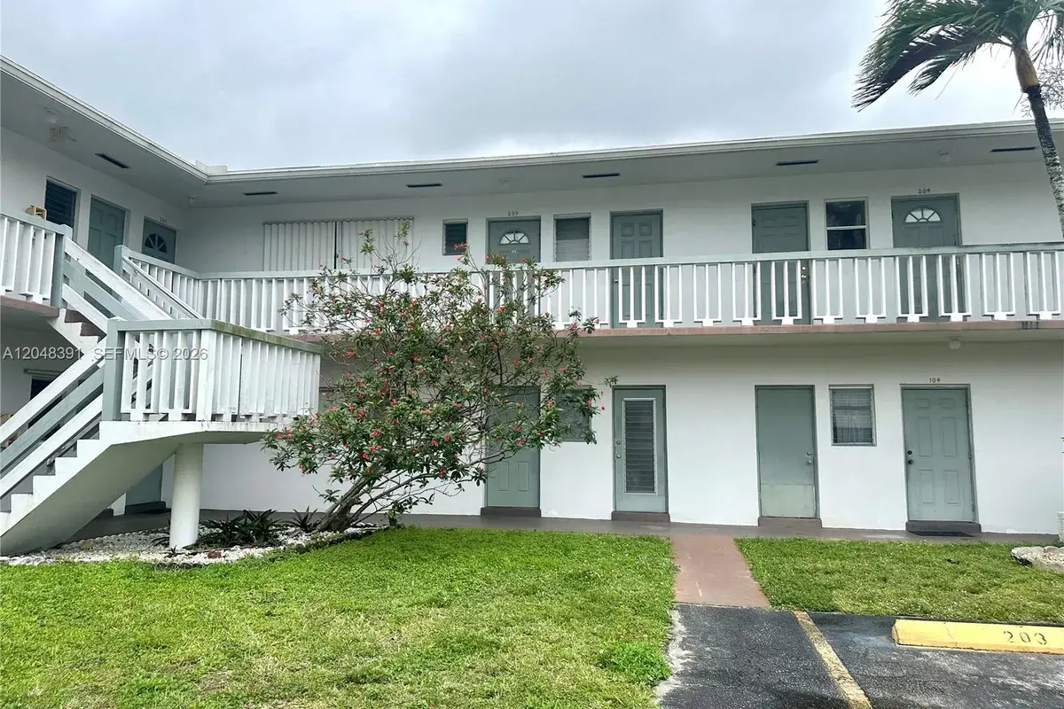 6740 Arbor Dr # 204, Miramar FL 33023