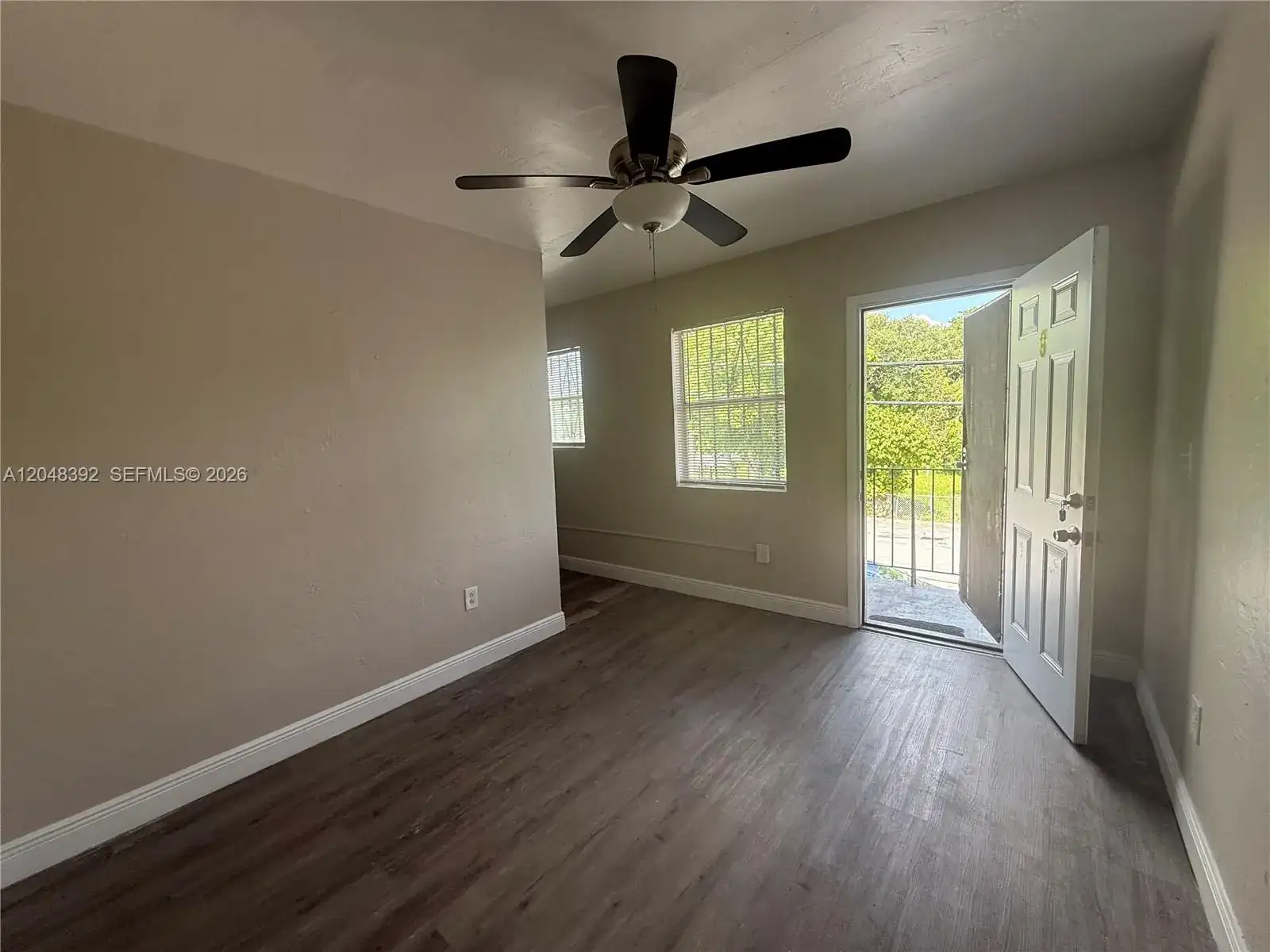 6901 NW 8th Ave # 9, Miami FL 33150 photo 3