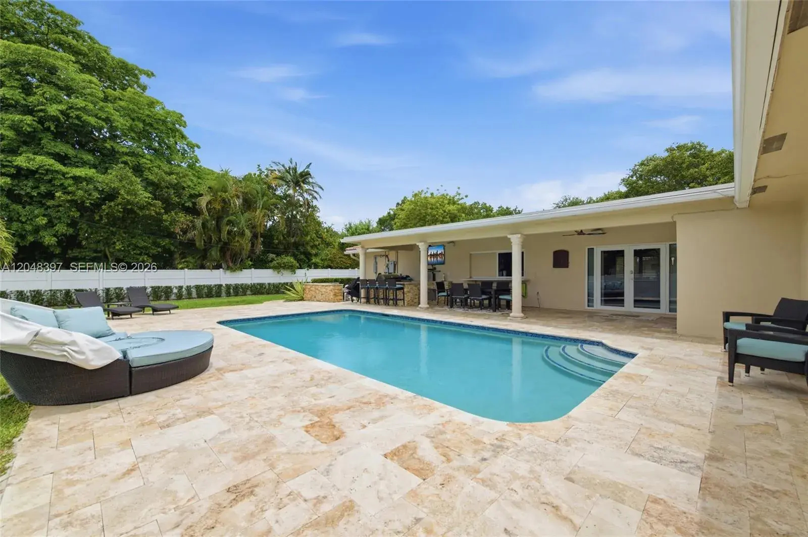 621 NW 74th Ave, Plantation FL 33317