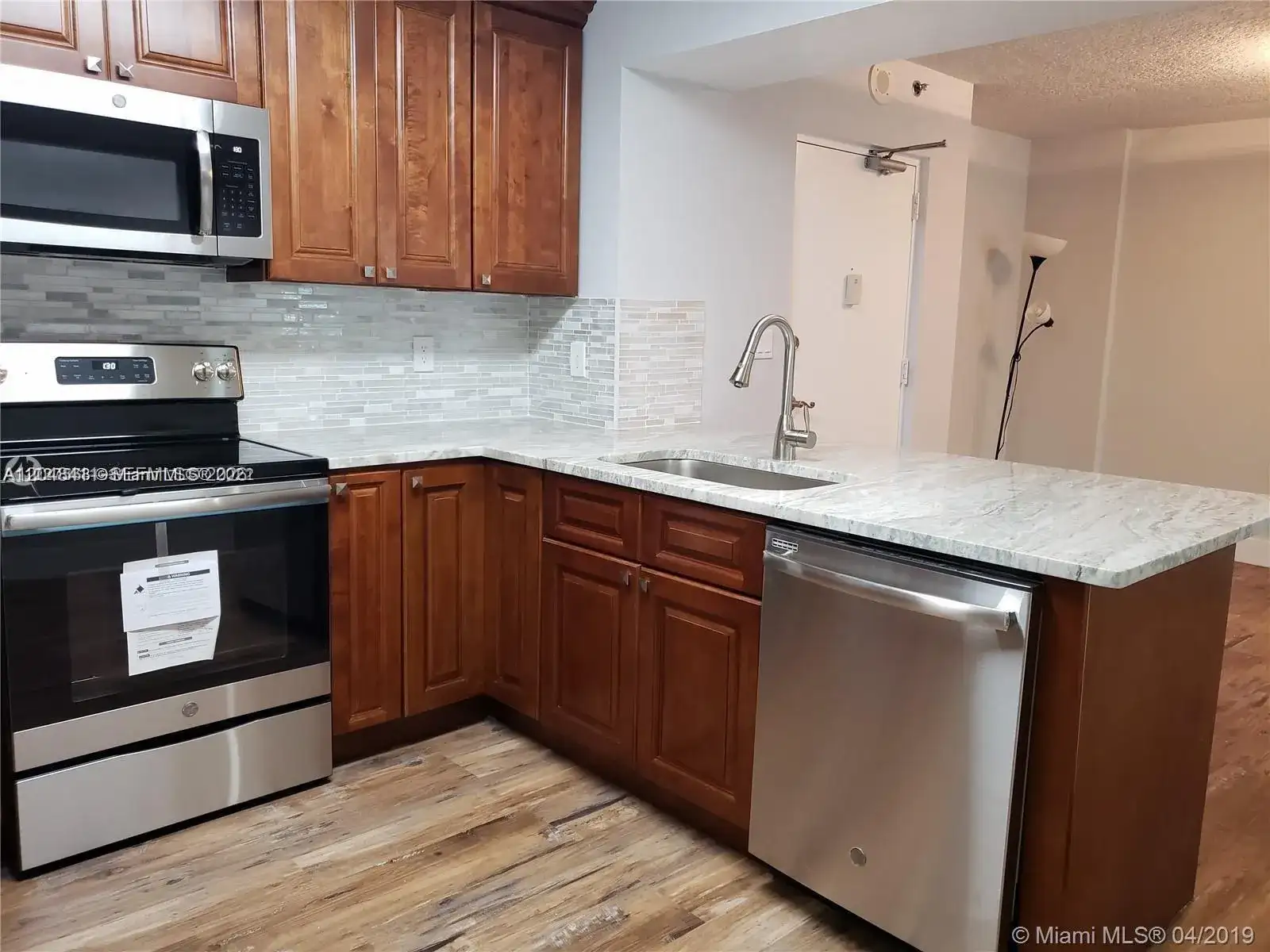 104 SW 9th St # 304, Miami FL 33130 photo 5