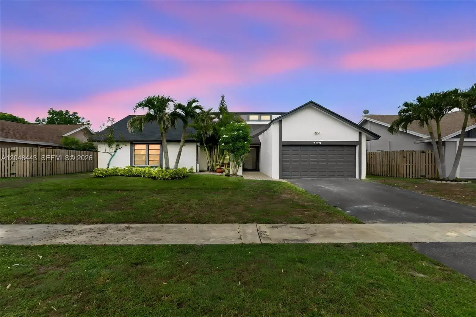 7428 NW 49th Ct, Lauderhill FL 33319
