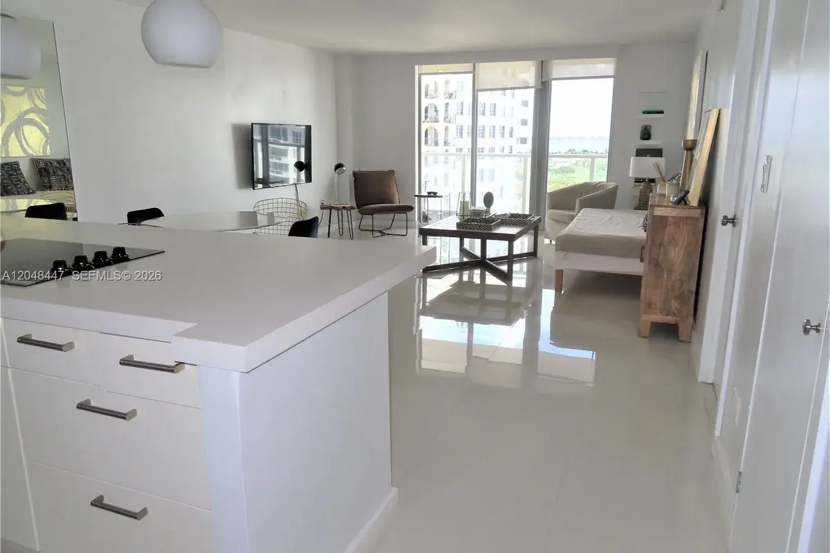 5701 Collins Ave # 1703, Miami Beach FL 33140