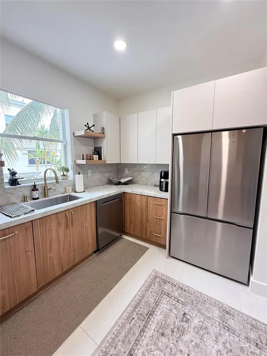715 SW 4th Ave, Fort Lauderdale FL 33315