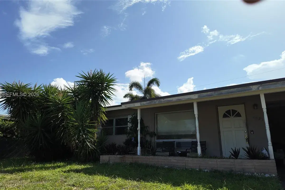 4821 NE 5th Ter, Oakland Park FL 33334