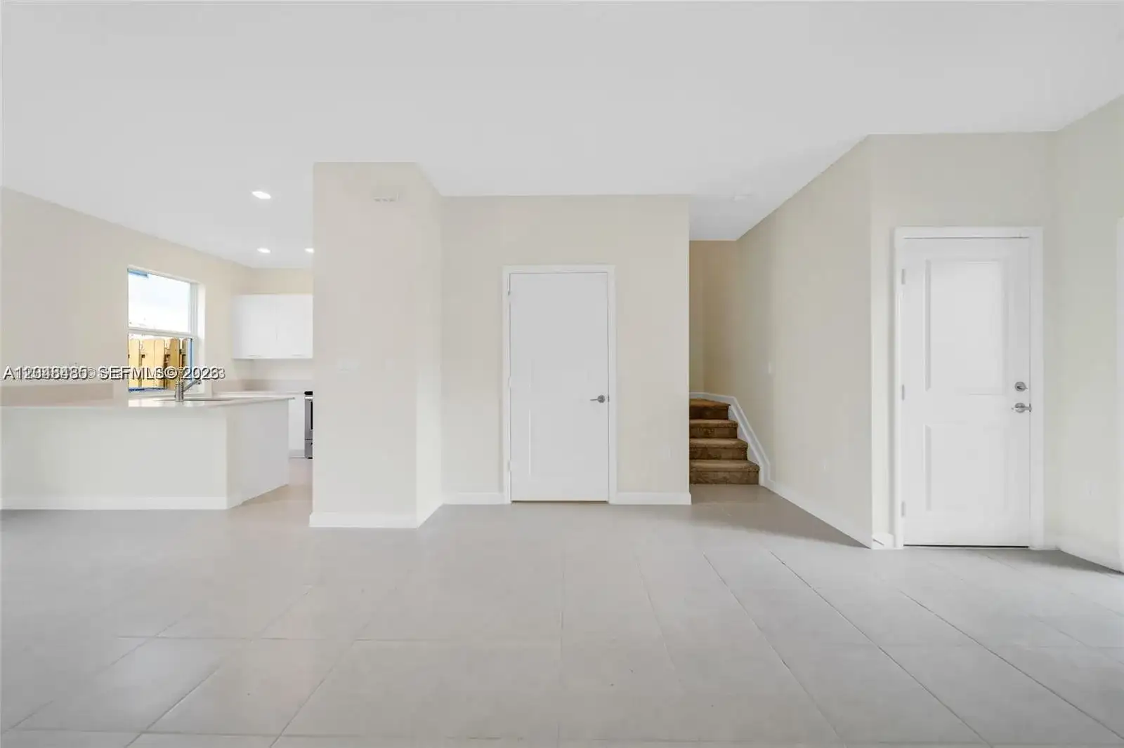 12918 NW 23rd Pl, Miami FL 33167 photo 5