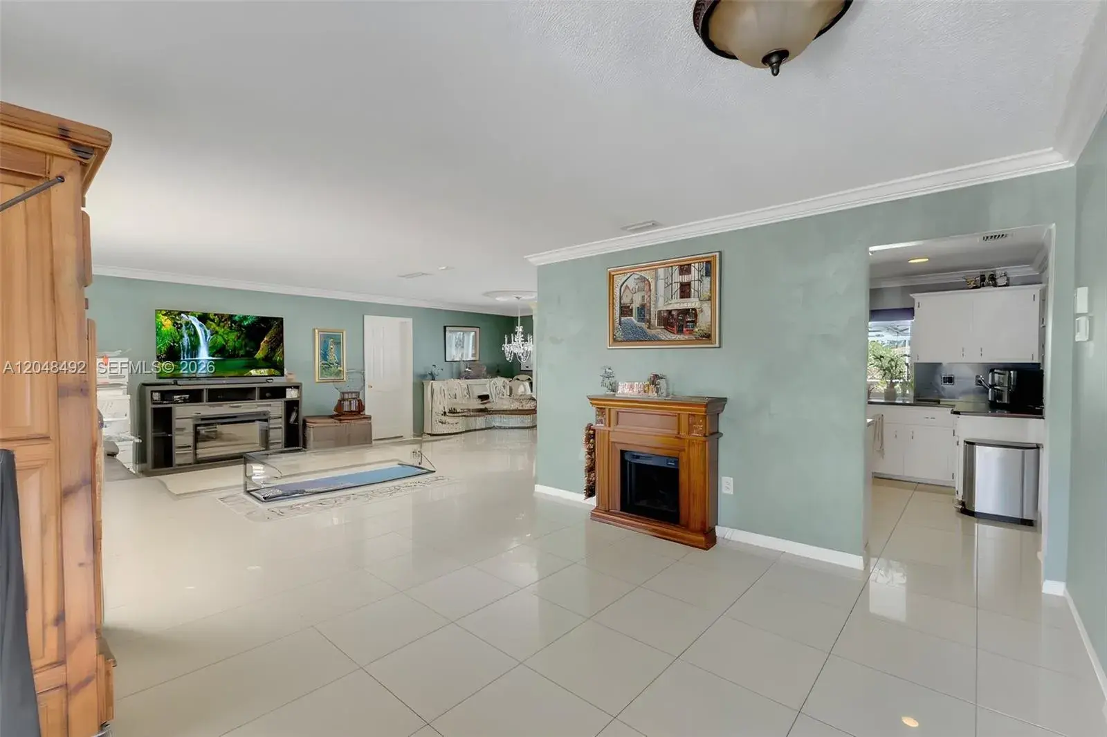 2480 NE 46th St, Lighthouse Point FL 33064