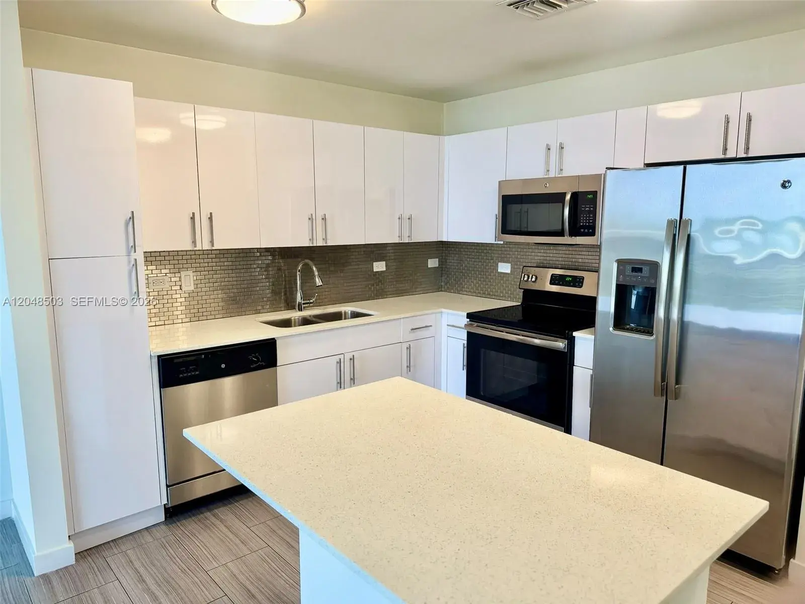 1776 Polk St # 517, Hollywood FL 33020