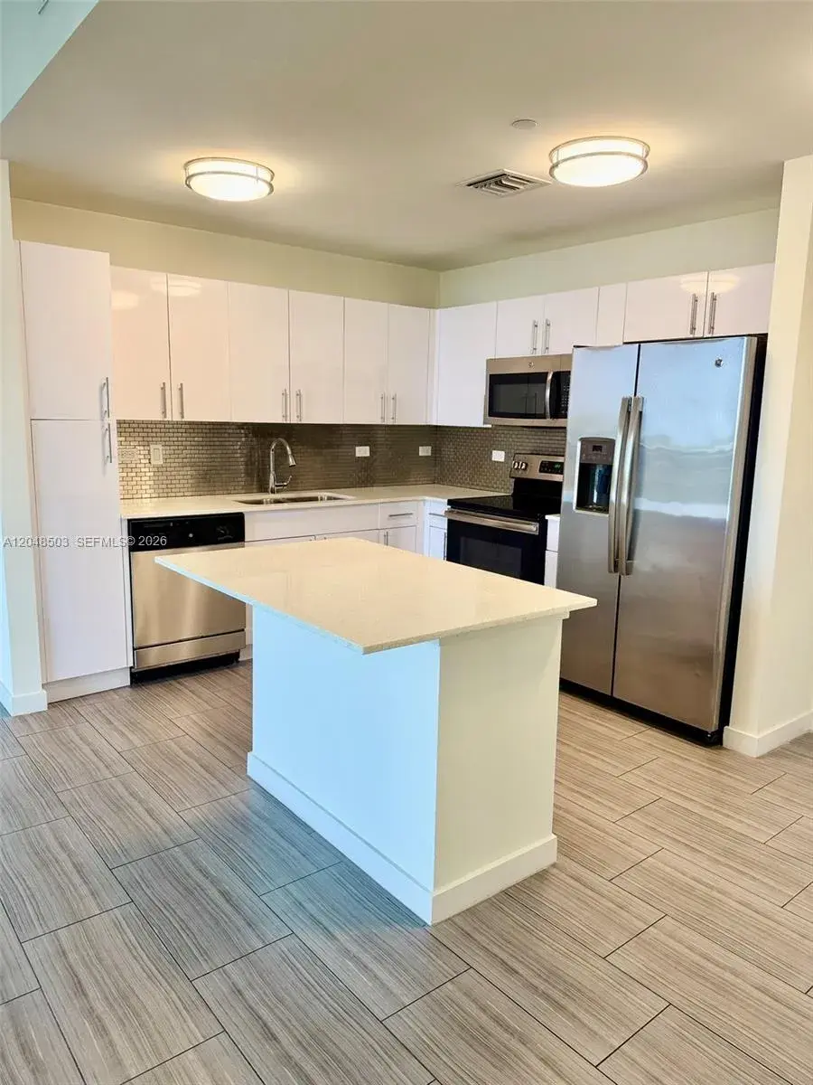 1776 Polk St # 517, Hollywood FL 33020