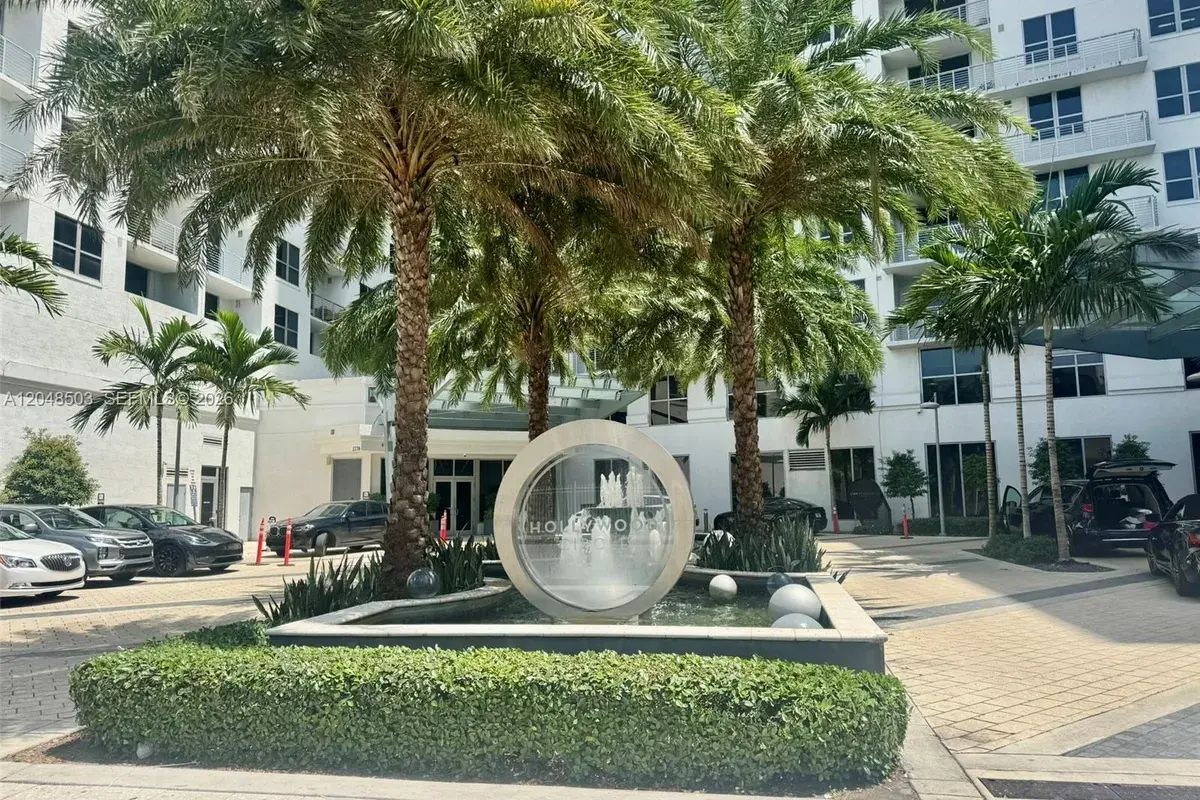 1776 Polk St # 517, Hollywood FL 33020