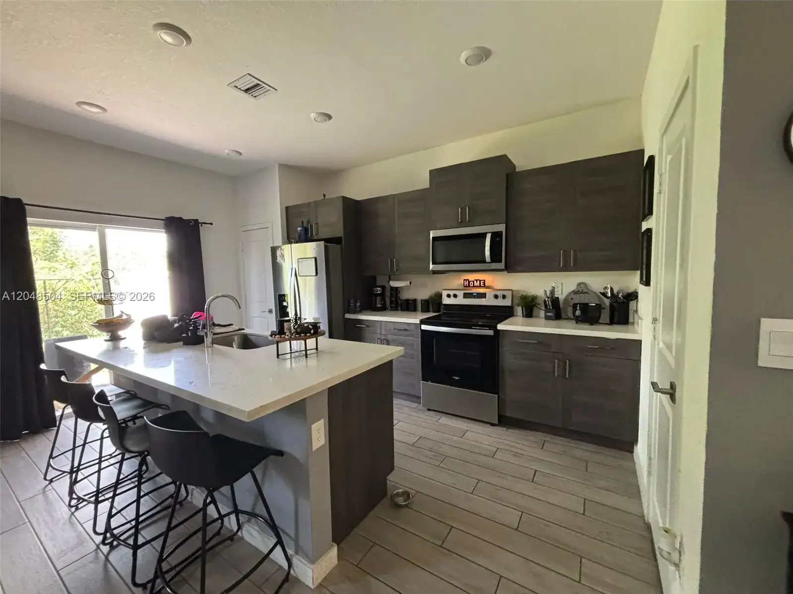 830 SE 19th St, Homestead FL 33034 photo 3
