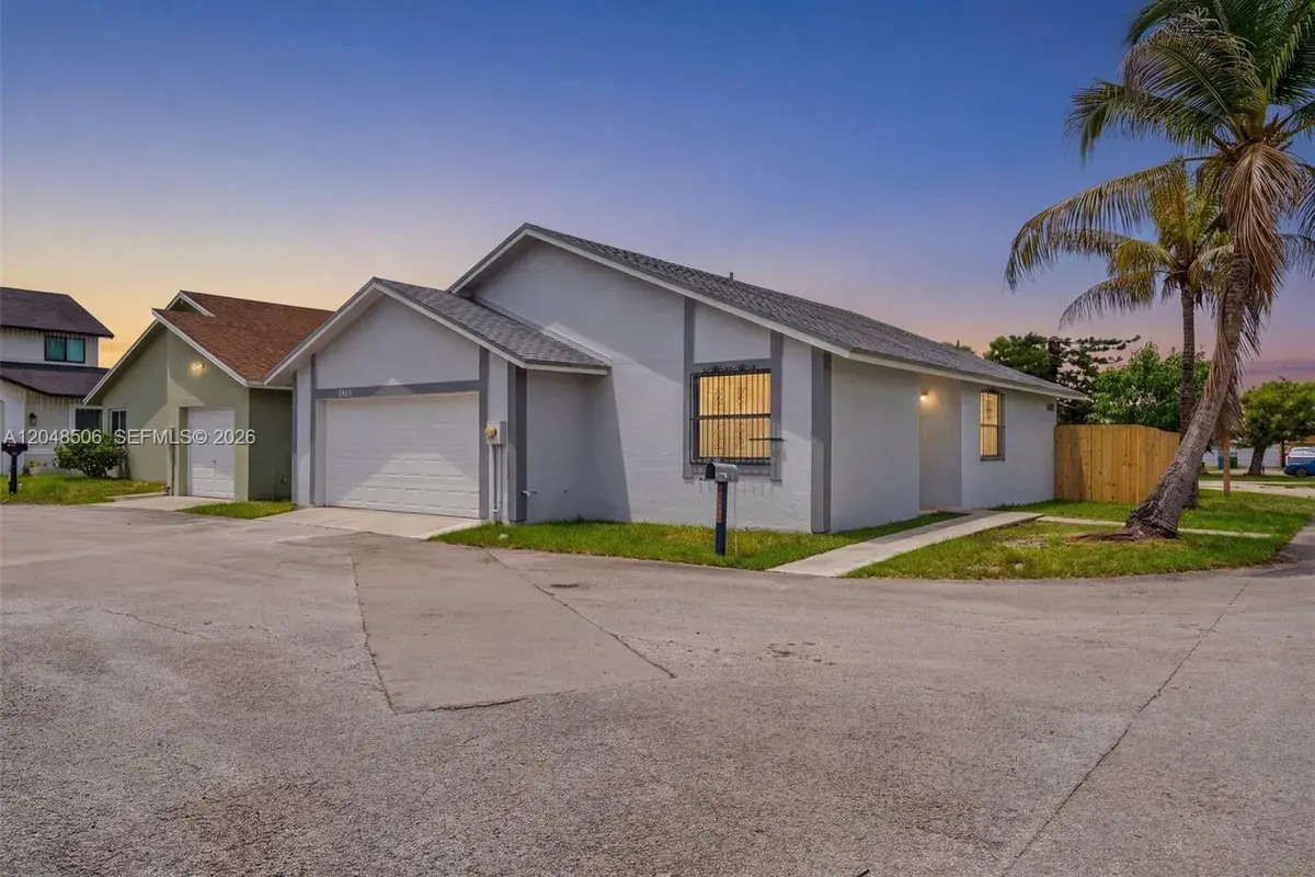 29617 SW 158th Ct, Homestead FL 33033