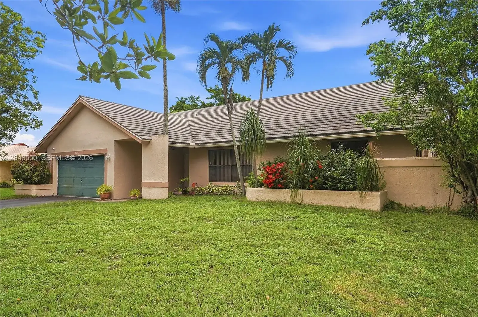 10623 NW 7th Pl, Coral Springs FL 33071 photo 3