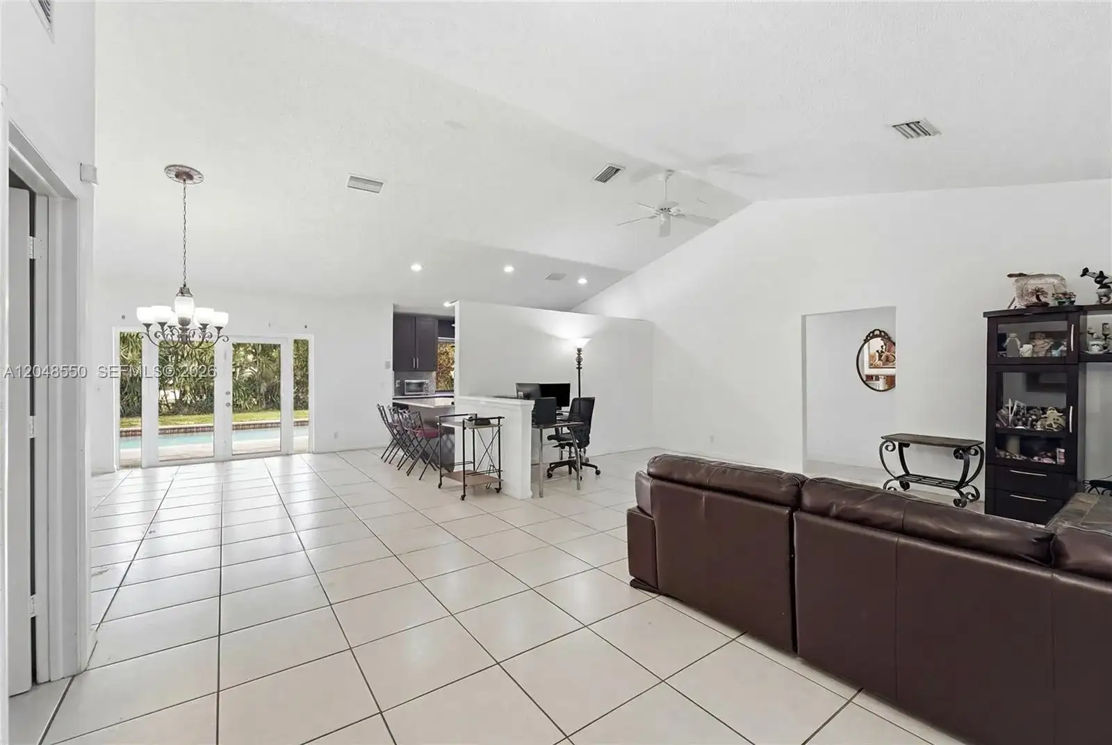 10623 NW 7th Pl, Coral Springs FL 33071 photo 5