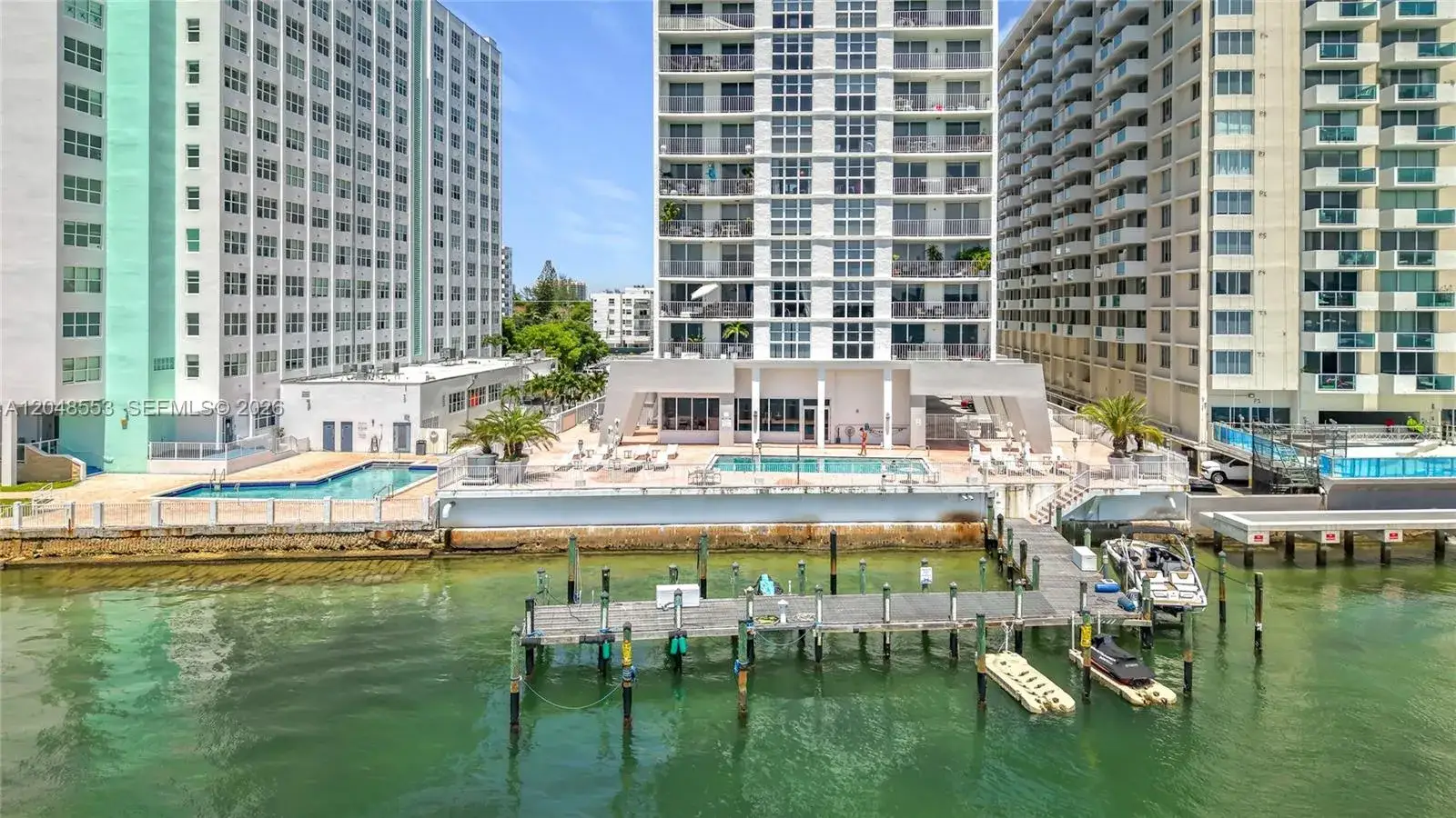 1 bedroom 1 bath Residential for sale at 1228 West Ave # 208, Miami Beach FL 33139