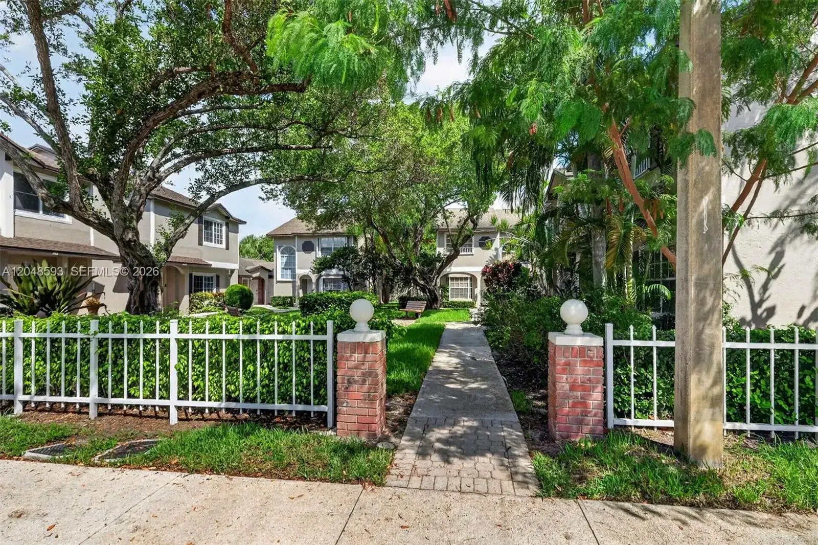 3835 NW 122nd Ter, Sunrise FL 33323 photo 2
