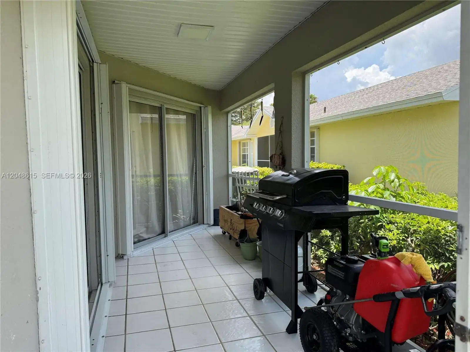 2225 SE 5th Pl, Homestead FL 33033 photo 3