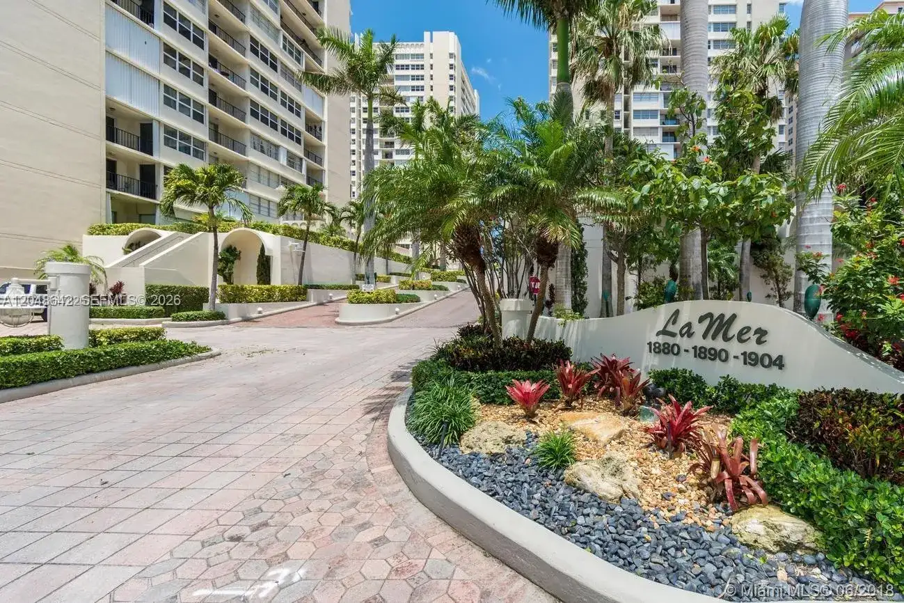 1904 S Ocean Dr # 1607, Hallandale Beach FL 33009 photo 5