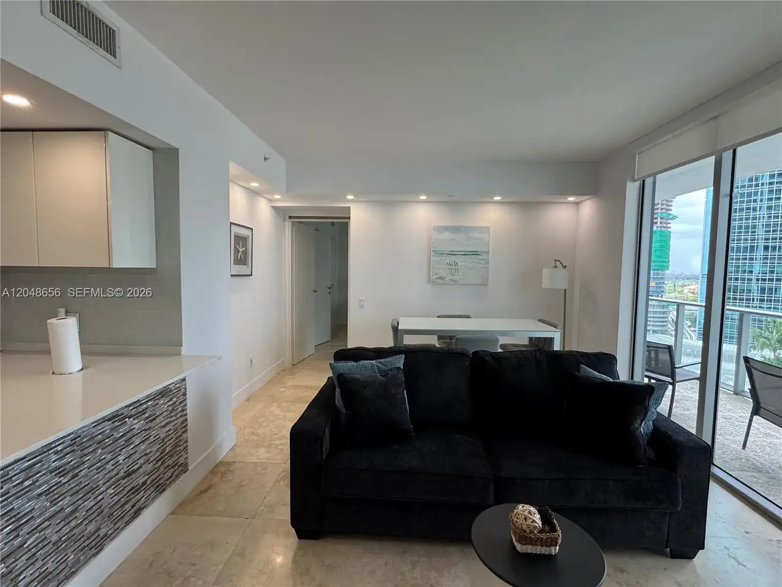 1300 Brickell Bay Dr # 1701, Miami FL 33131 photo 2