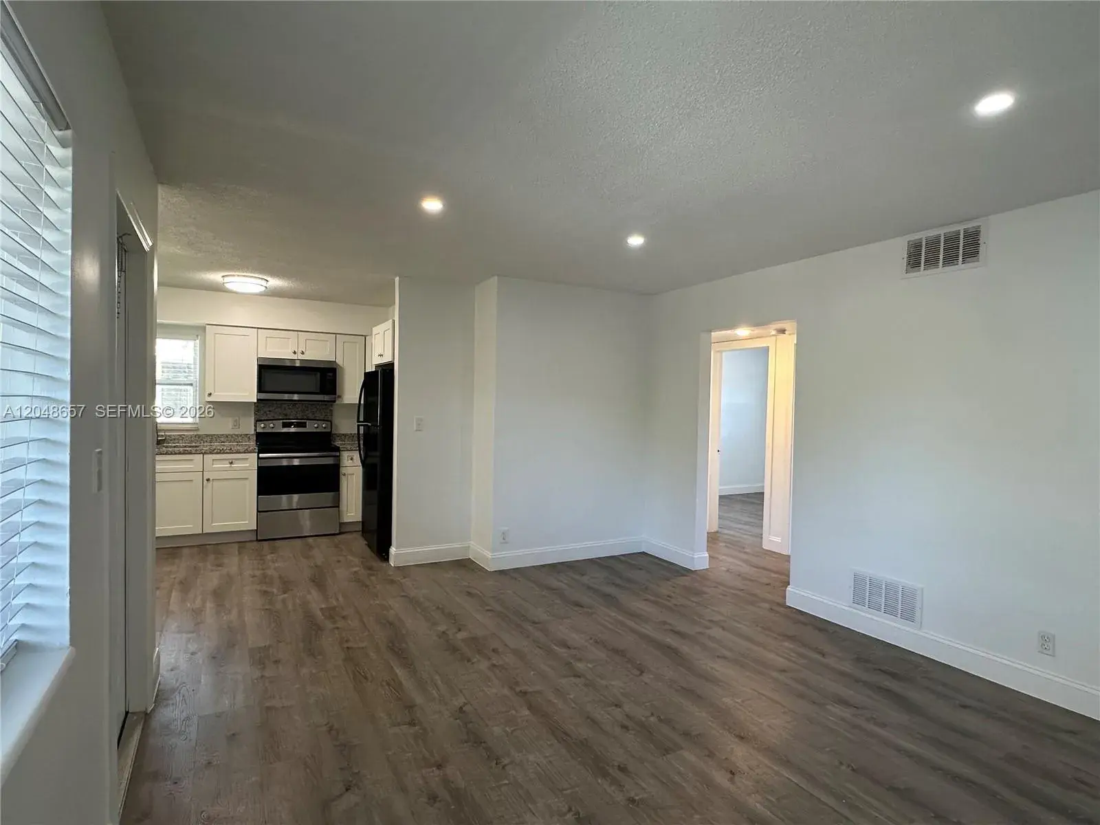 2401 NW 9th Ave # 3, Wilton Manors FL 33311